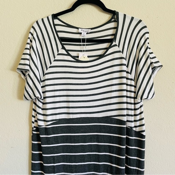 New Daisy island maxi t shirt dress L gray black white striped stretch casual - Picture 2 of 12